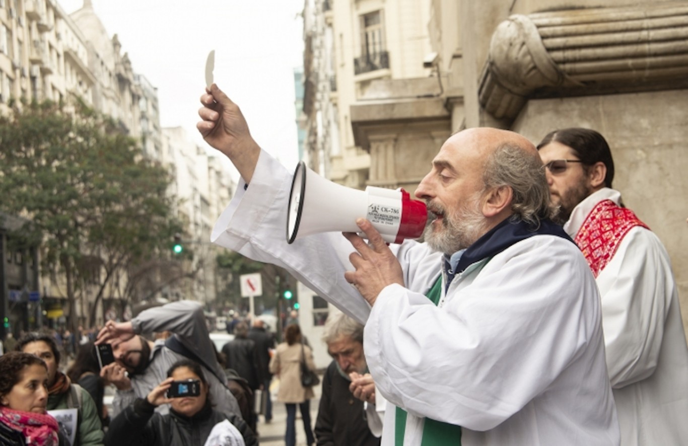 "El gobierno de la Ciudad trata a las villas con mucha lejanía, traen lo que ellos quieren y toman decisiones lejos de los barrios" Lorenzo de Vedia