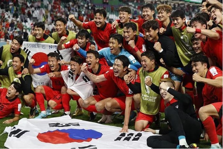 Corea del Sur venció a Portugal y se metió en octavos del Mundial