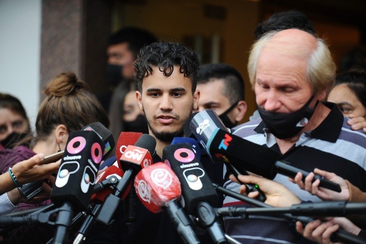 "Tenemos que abrir el kiosco para comer...", Nicolás Sabo.