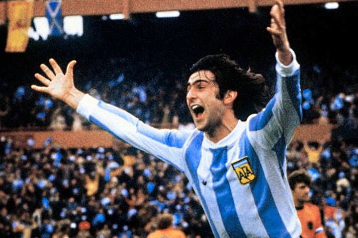 Mario Alberto Kempes: "Argentina llega como favorita pero igual los partidos hay que jugarlos"