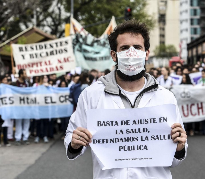 Reclamos de Médicos residentes: "El problema no es solo de hoy sino también a la salud de futuro"