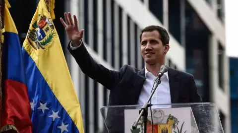 Juan Guaidó: &quot;Cualquier acto de violencia que pueda ocurrir mañana va a ser responsabilidad de Maduro&quot;